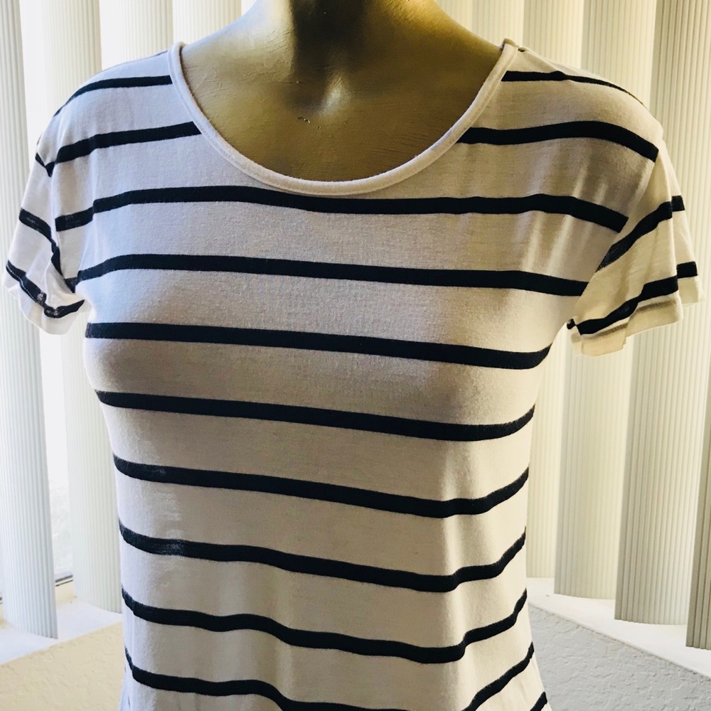 Striped Short Sleeve Top Size Small